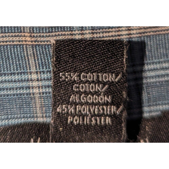 Van Heusen Men's XL Button-Up Long Sleeve Shirt Plaid Pattern - Picture 6 of 13